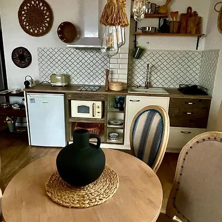 Casa De Oro Alma 아파트호텔 3*
