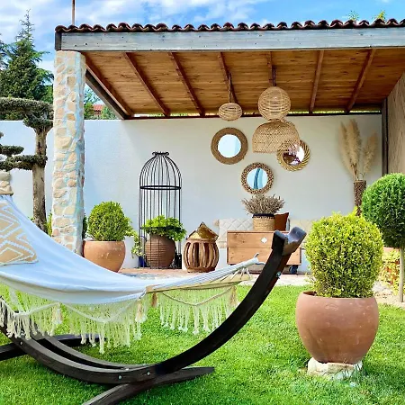 Aparthotel Casa De Oro Alma