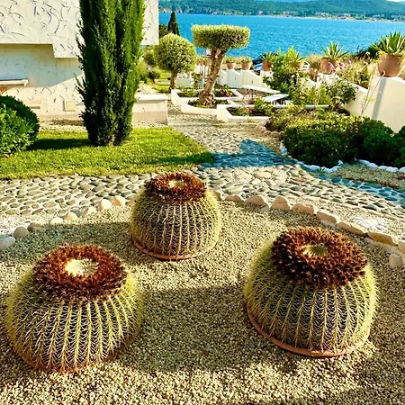 Apartahotel Casa De Oro 3*
