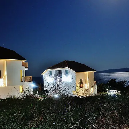 Casa De Oro Alma 3*